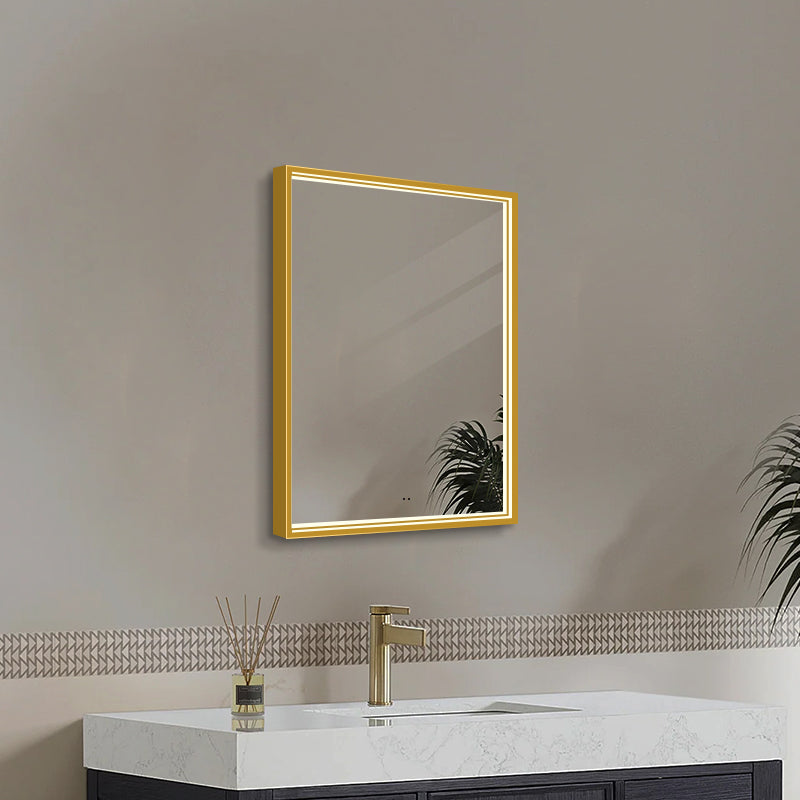 Fyrkantig spegel med LED-ljus i ram och värme 60x80 cm, guld ram